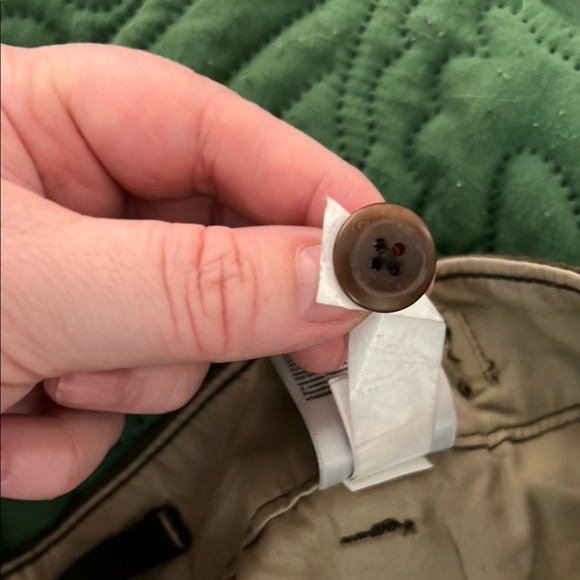 Banana Republic Men's Olive Green Moleskin Cargo Traveler Pants Size 38x30 - Picture 14 of 14